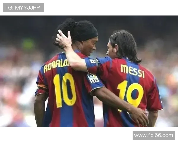 足球明星饮用的小瓶背后的故事与品牌影响力解析